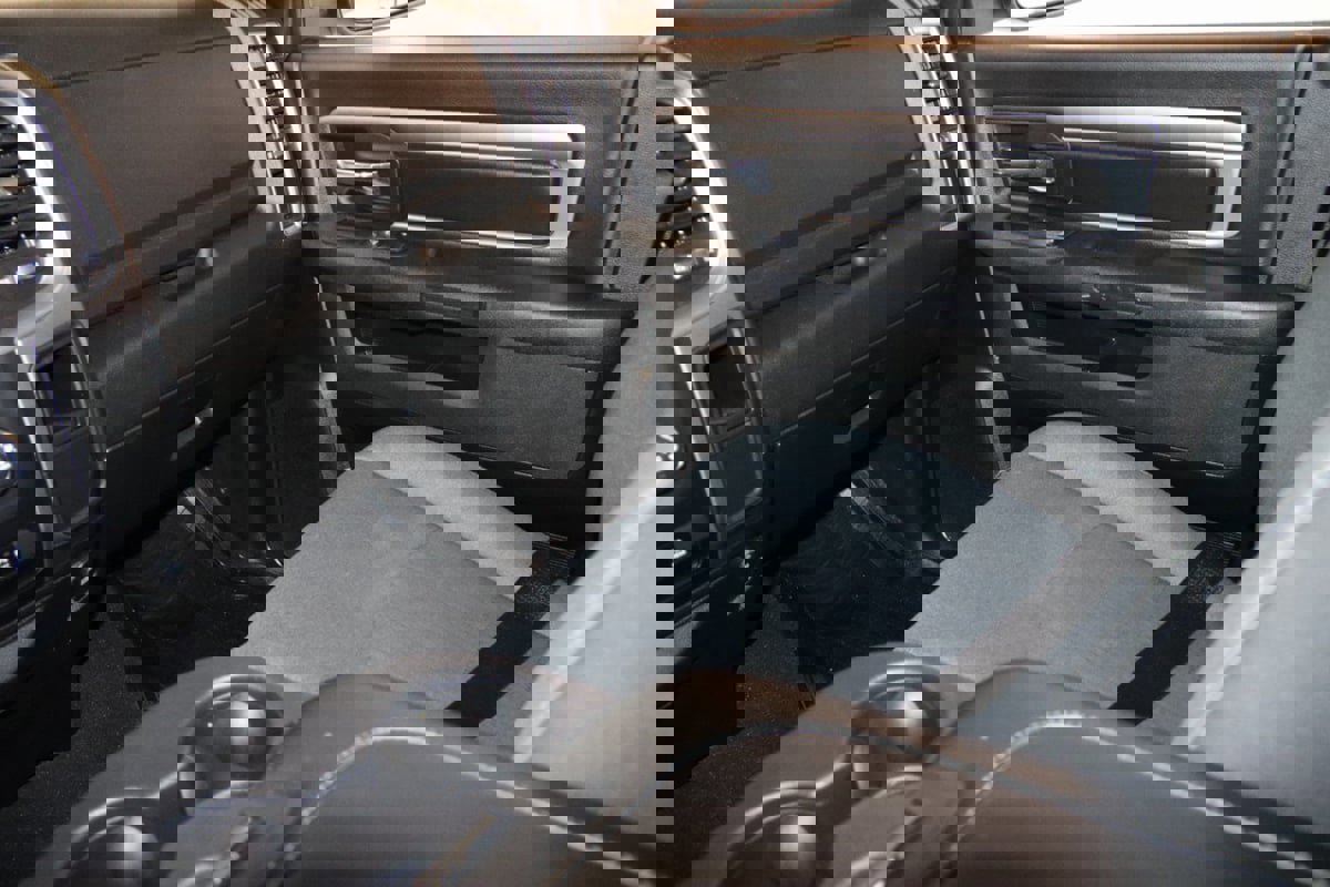 Used 2024 RAM 1500 Classic Warlock image 45