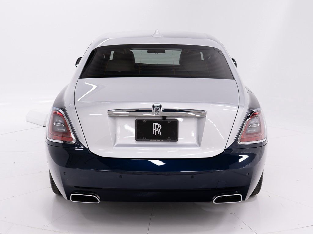 Certified 2023 Rolls-Royce Ghost w/ Ghost Package image 4