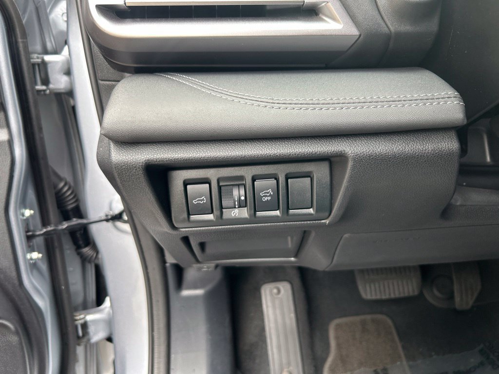 Used 2023 Subaru Outback Limited AWD/4WD image 24