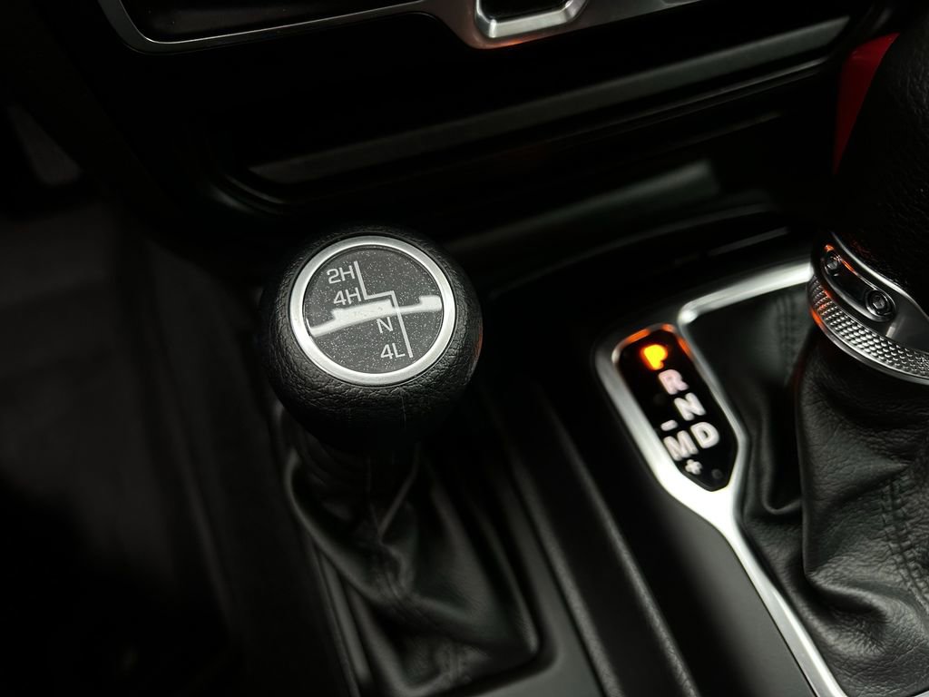 Used 2023 Jeep Wrangler Unlimited Sport AWD/4WD image 22