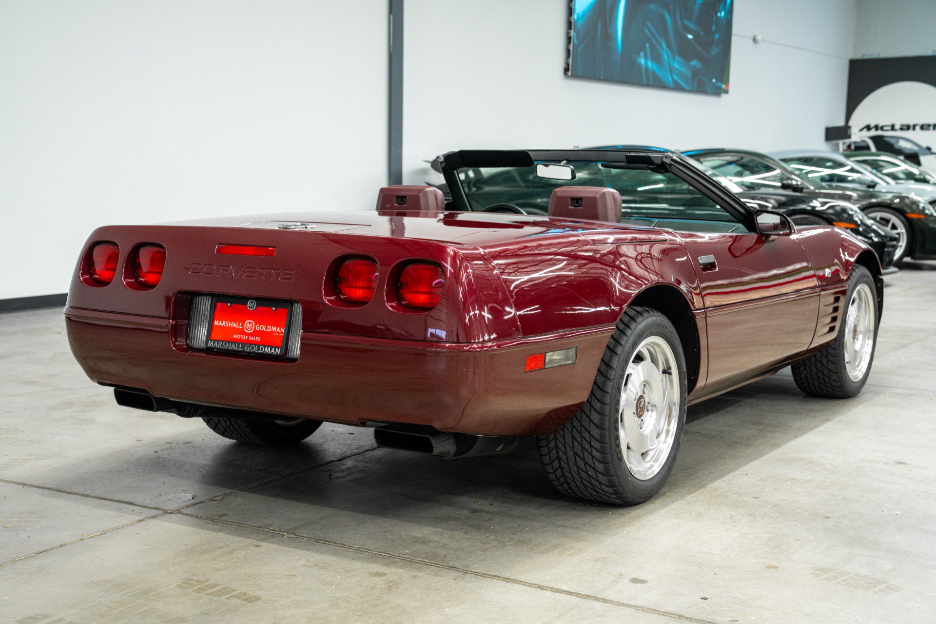 Used 1993 Chevrolet Corvette Convertible RWD image 8