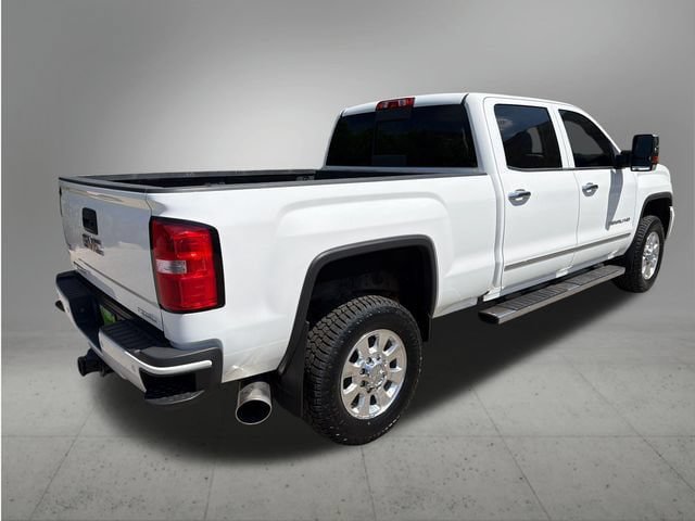 Used 2015 GMC Sierra 2500 Denali w/ Duramax Plus Package AWD/4WD image 5
