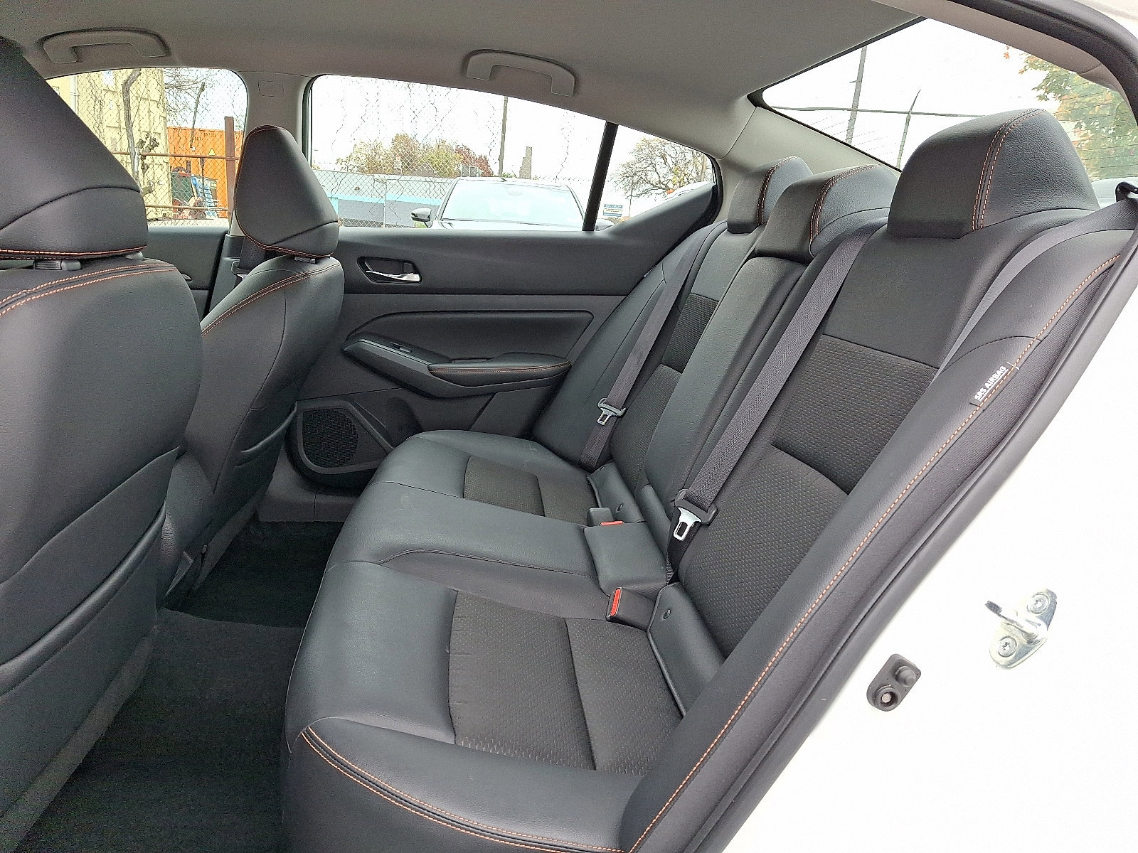 Used 2020 Nissan Altima 2.5 SR image 10