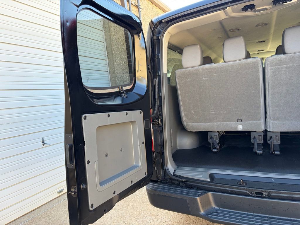Used 2018 Nissan NV 3500 S image 34