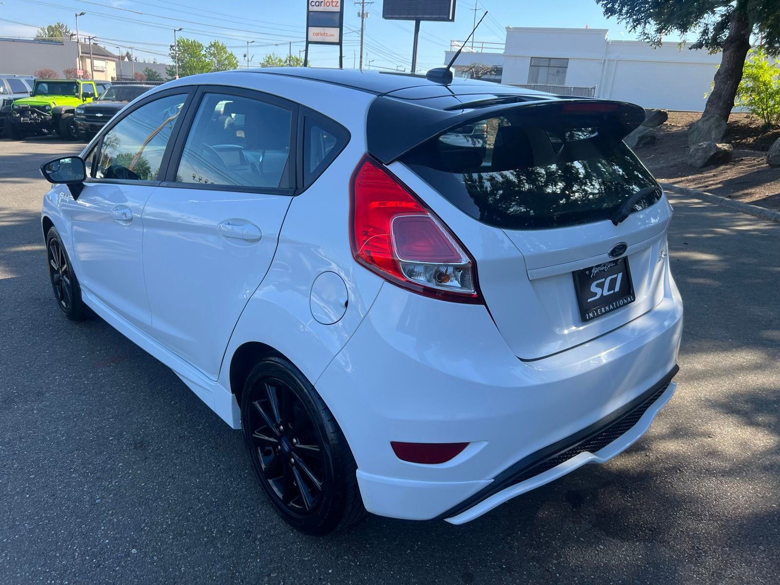 Used 2019 Ford Fiesta ST-Line w/ ST Line Cold Weather Package FWD image 8