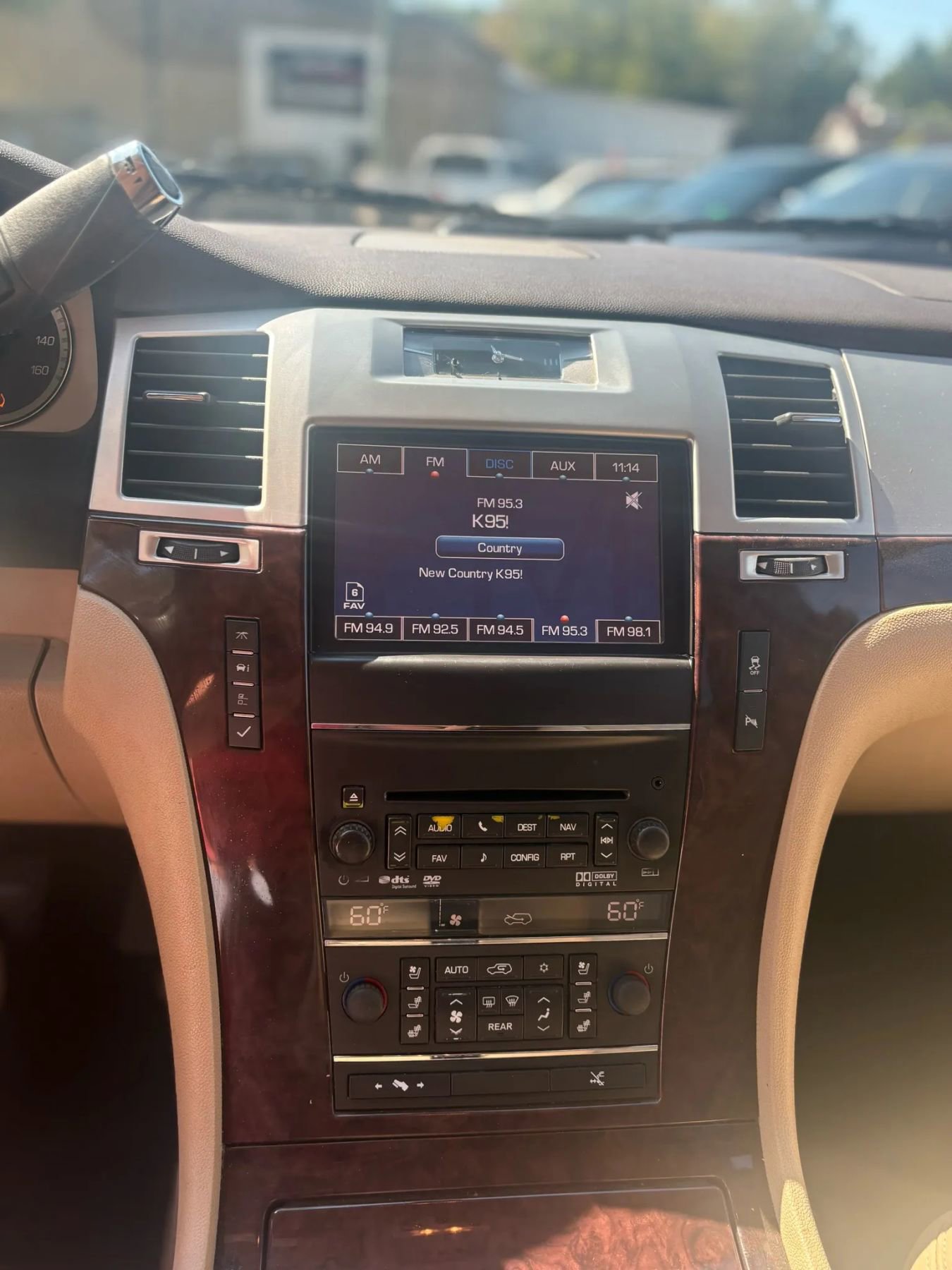 Used 2013 Cadillac Escalade ESV Premium image 43