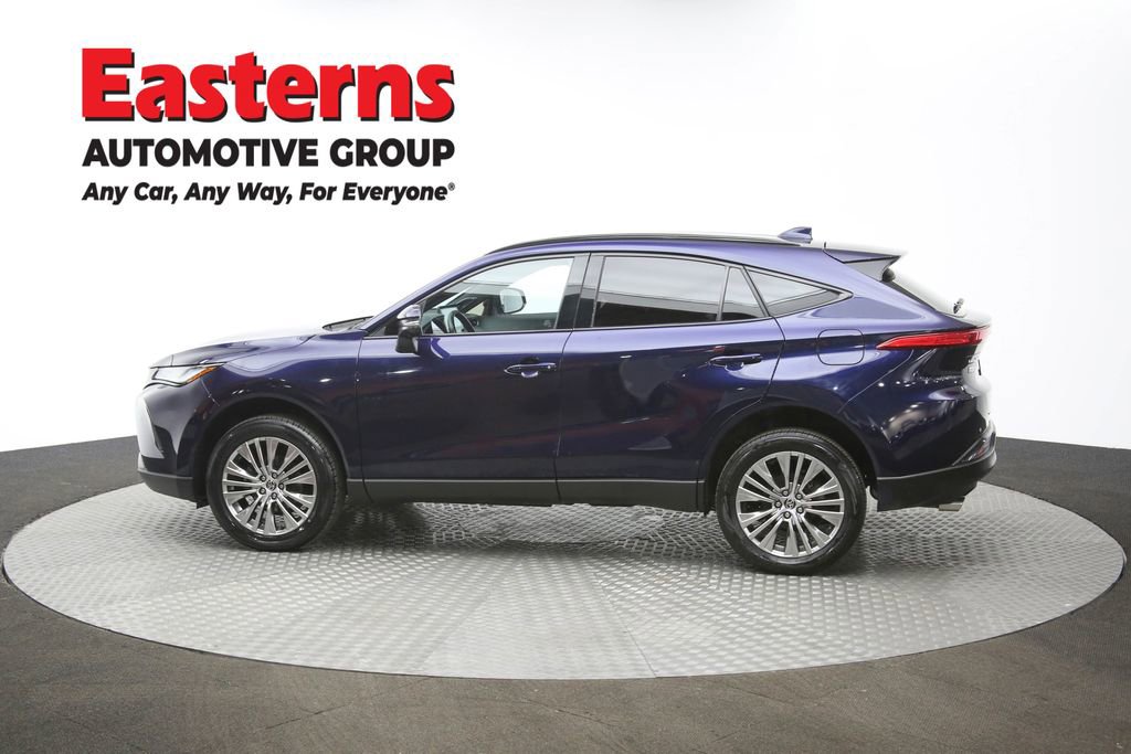 Used 2023 Toyota Venza XLE image 61