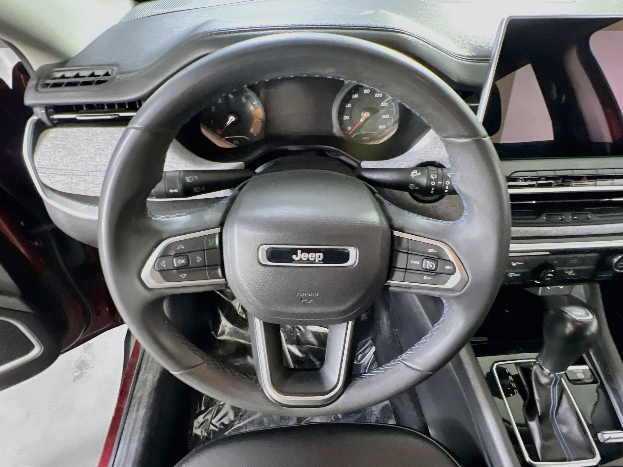 Used 2022 Jeep Compass Latitude AWD/4WD image 11