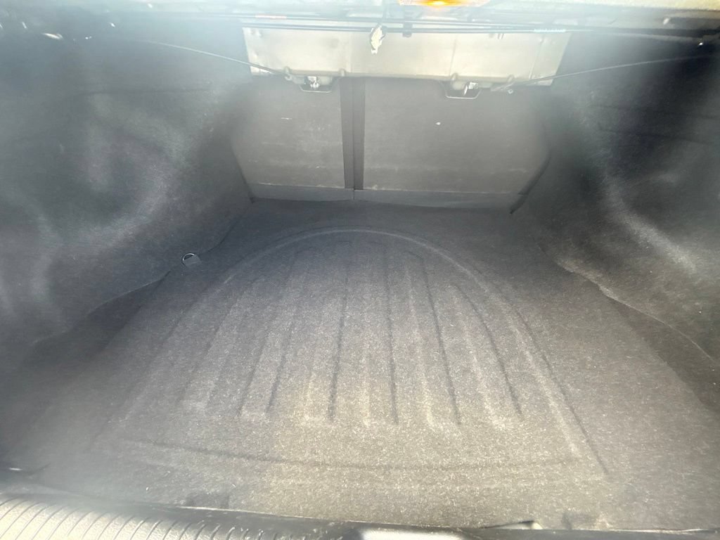 Used 2013 Hyundai Elantra GLS FWD image 20