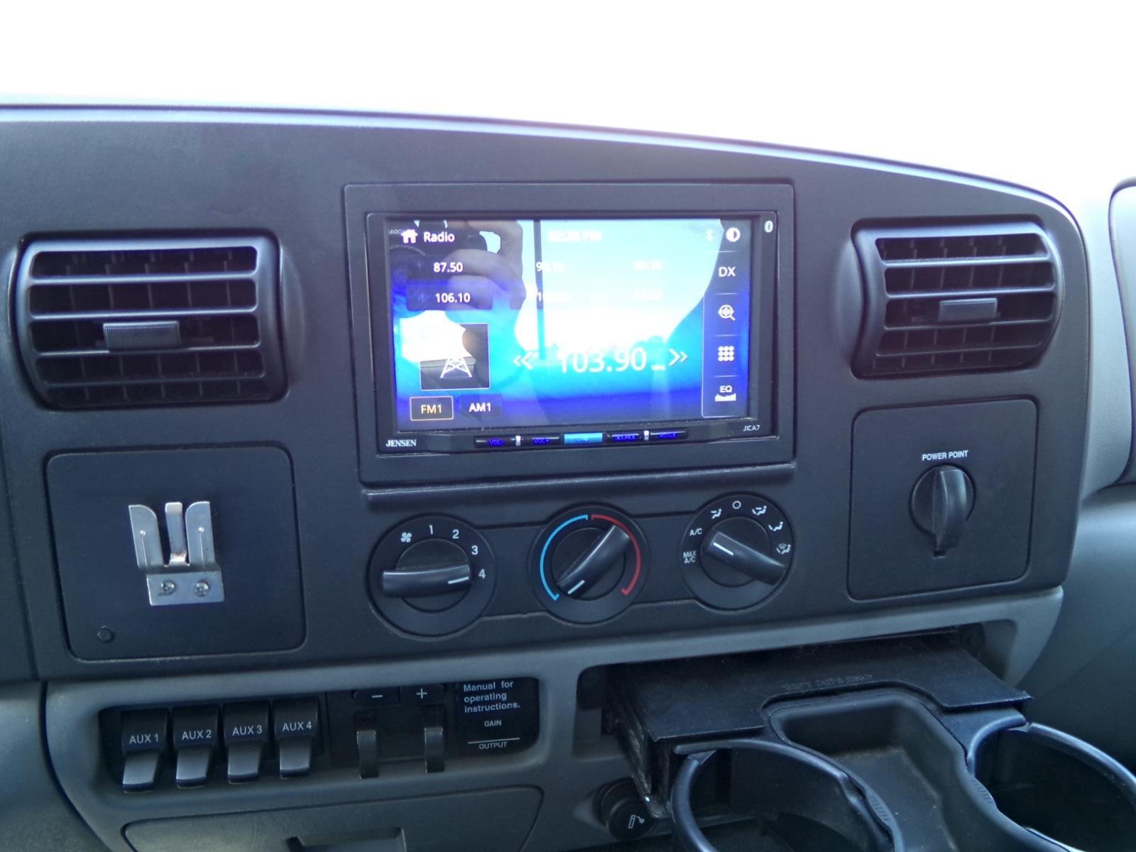 Used 2006 Ford F350 XL RWD image 11