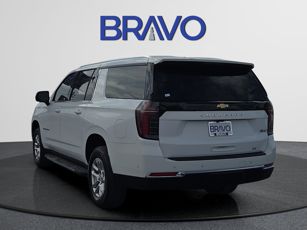 Used 2025 Chevrolet Suburban LT AWD/4WD image 3