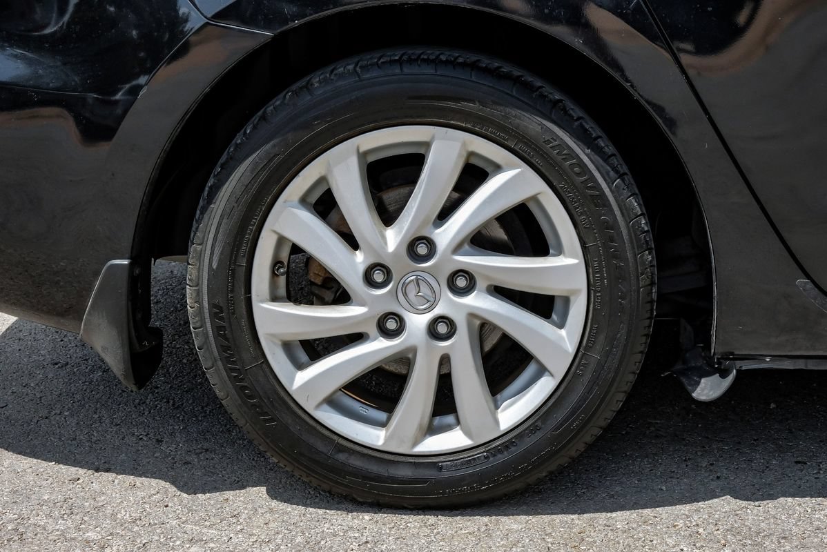 Used 2012 MAZDA MAZDA3 i Grand Touring w/ Tech Pkg FWD image 56