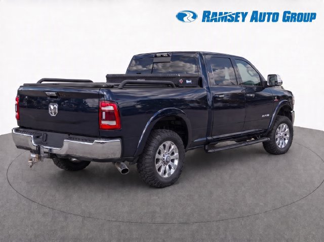 Used 2022 RAM 3500 Laramie AWD/4WD image 4