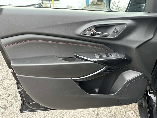 New 2026 Chevrolet Trax RS w/ Driver Confidence Package image 8