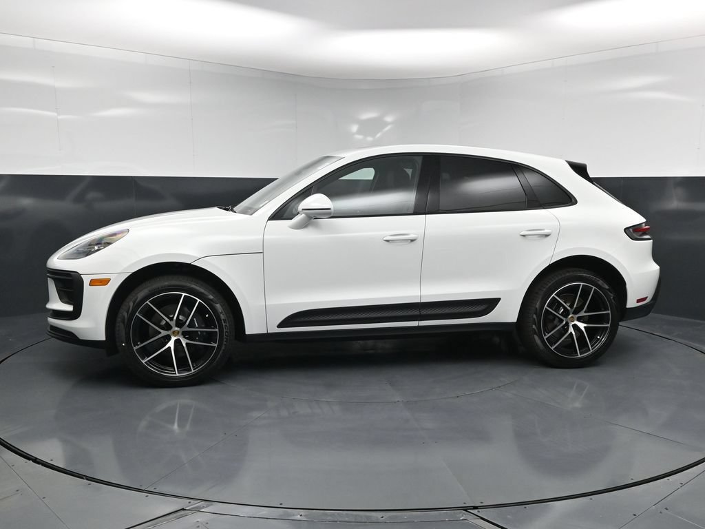 New 2026 Porsche Macan AWD/4WD image 2