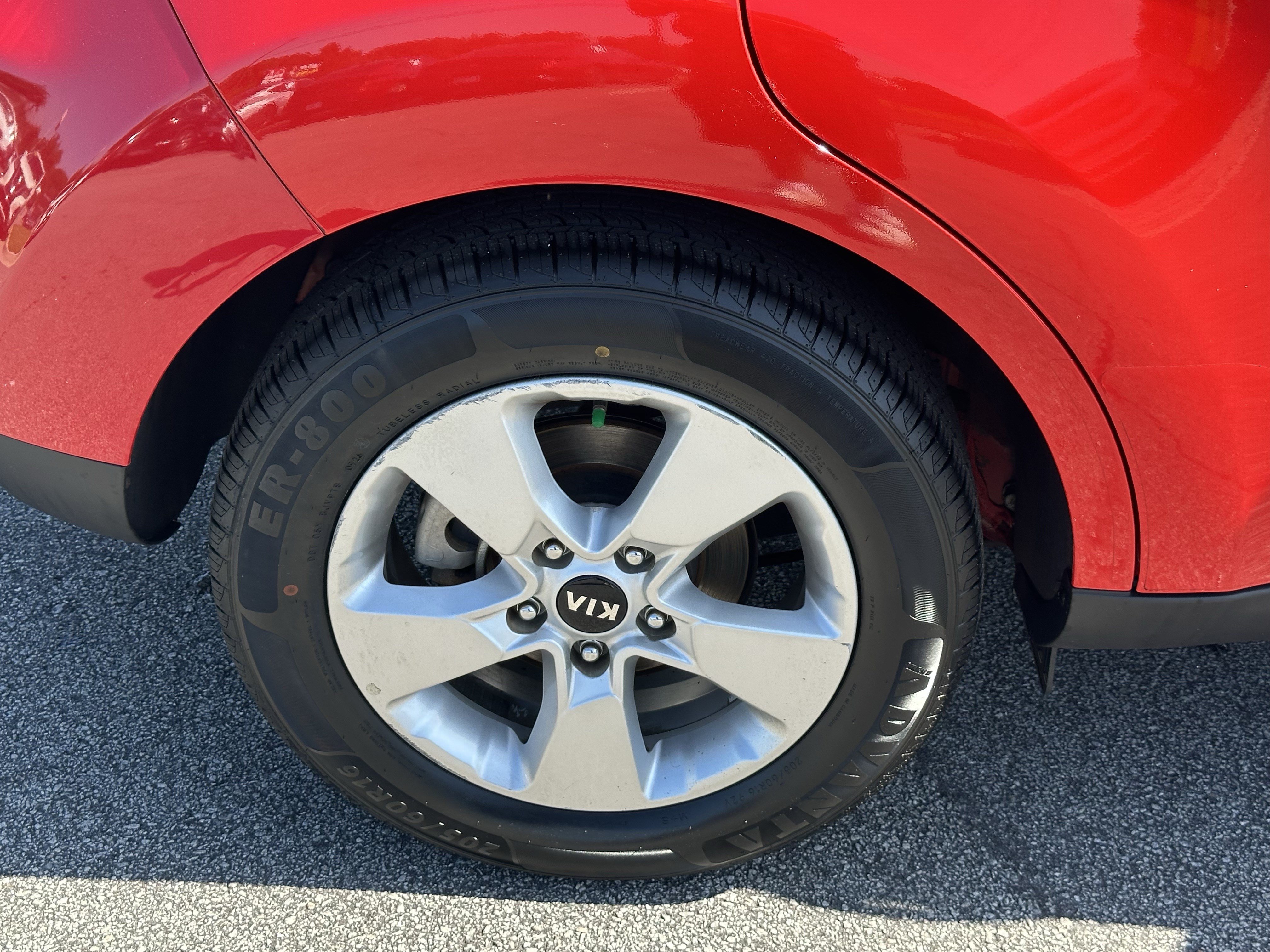 Used 2019 Kia Soul FWD image 17