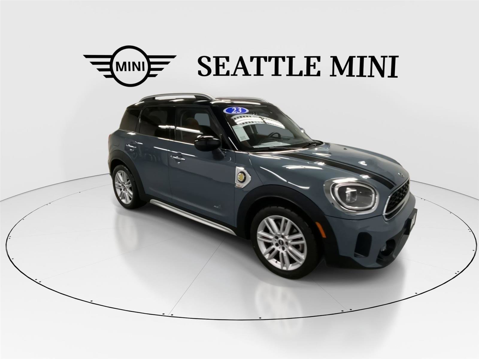 Used 2023 MINI Cooper Countryman SE w/ Storage Package image 2