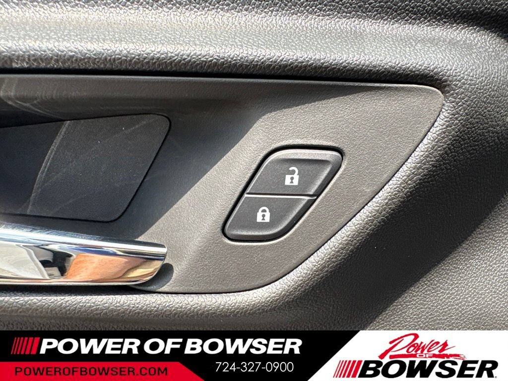 New 2026 Chevrolet Trax RS w/ Sunroof Package FWD image 9