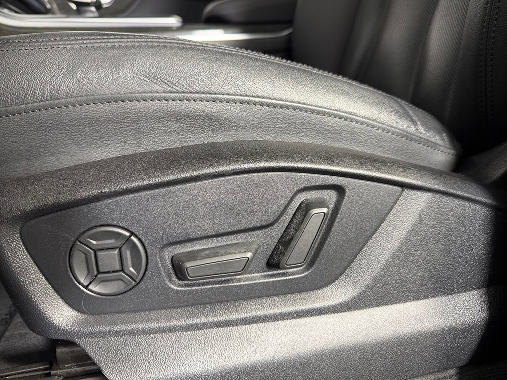 Used 2020 Audi Q7 2.0T Premium Plus w/ Premium Plus Package AWD/4WD image 25