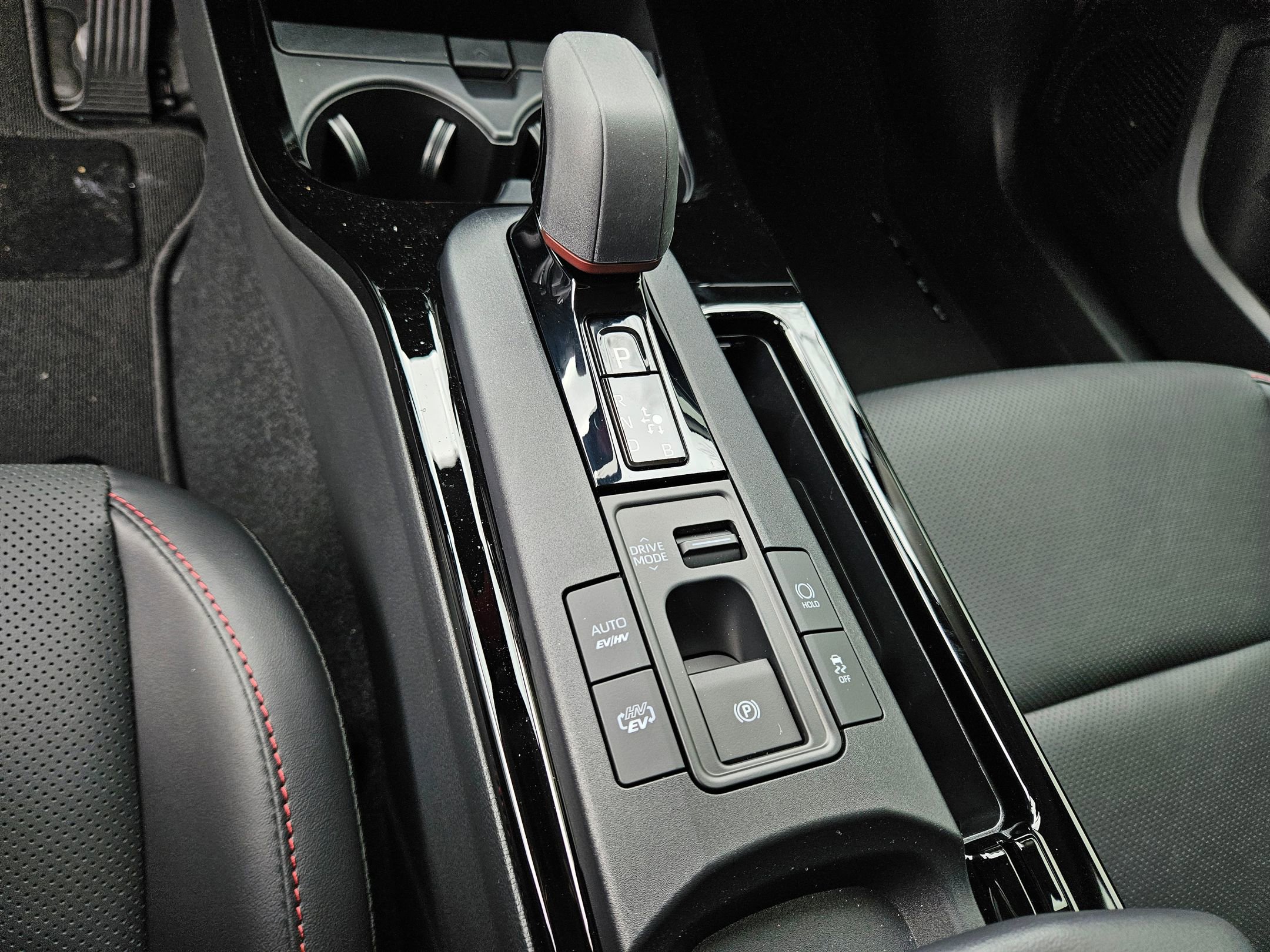 New 2026 Toyota Prius Plug-In Hybrid image 15