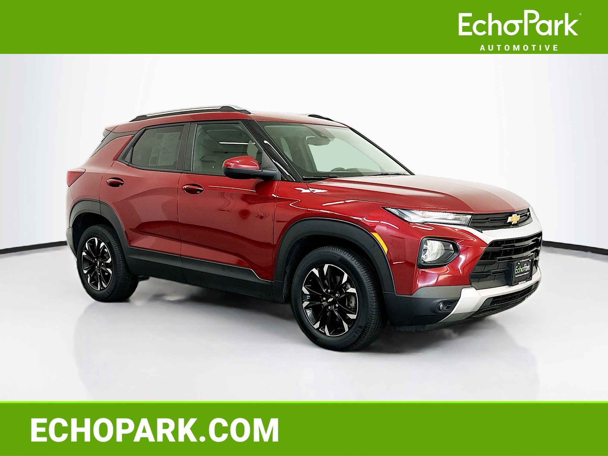 Used 2022 Chevrolet TrailBlazer LT AWD/4WD image 1