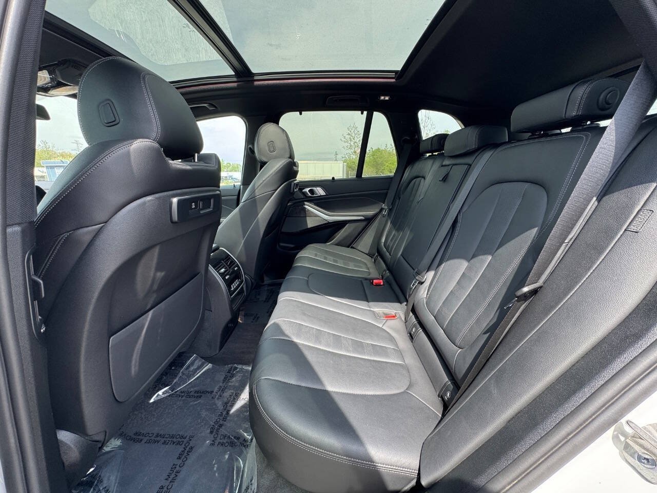 Used 2021 BMW X5 xDrive45e w/ M Sport Package AWD/4WD image 12