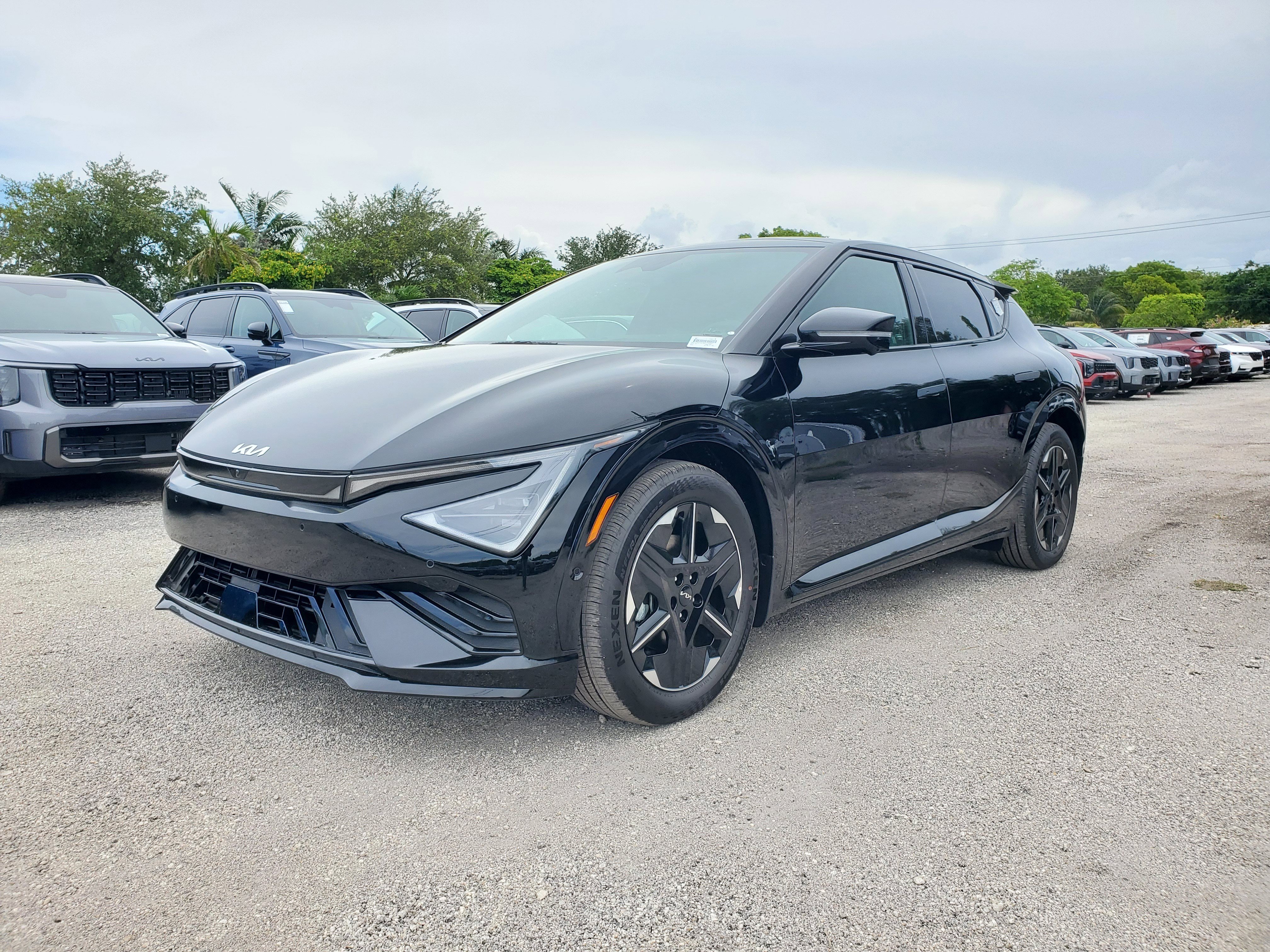 New 2025 Kia EV6 GT-Line image 3