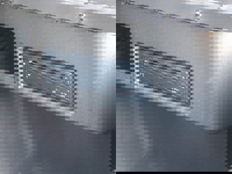 Used 2002 Land Rover Range Rover HSE image 36