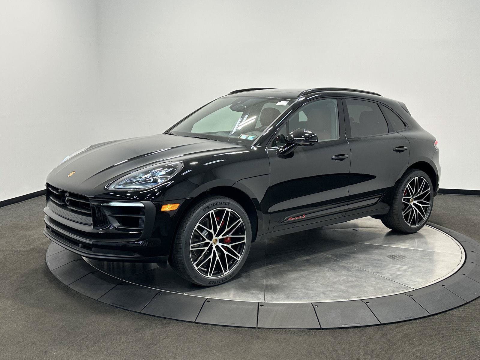 New 2026 Porsche Macan S AWD/4WD image 1
