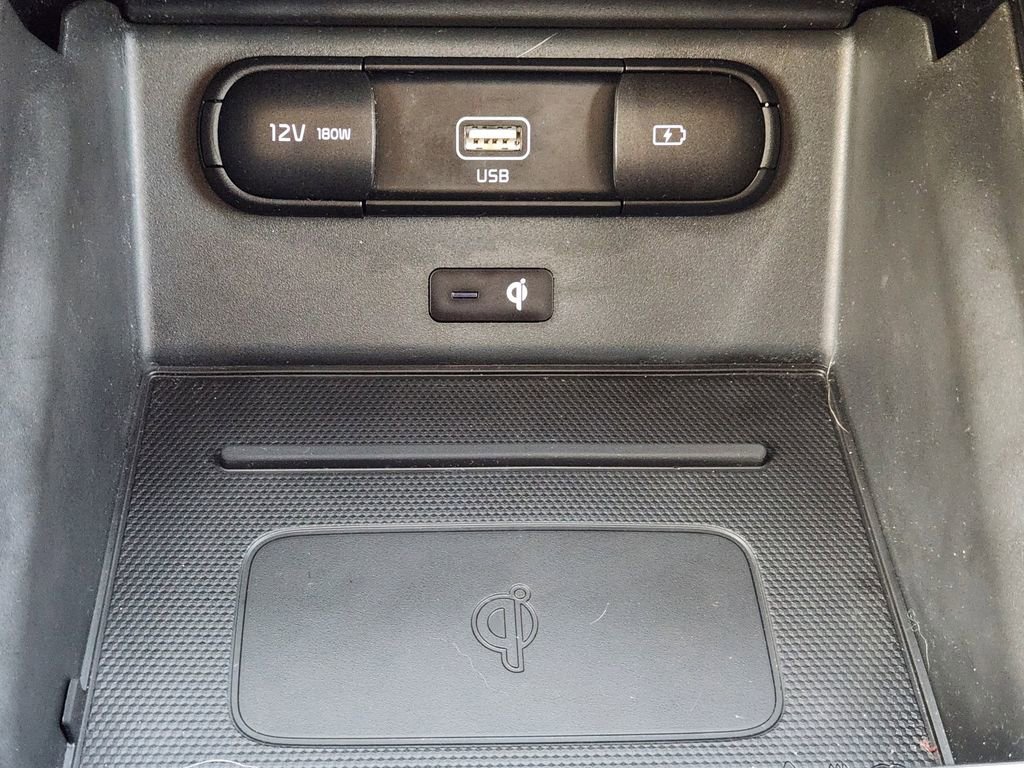 Certified 2022 Kia Telluride SX w/ SX Prestige Package image 23