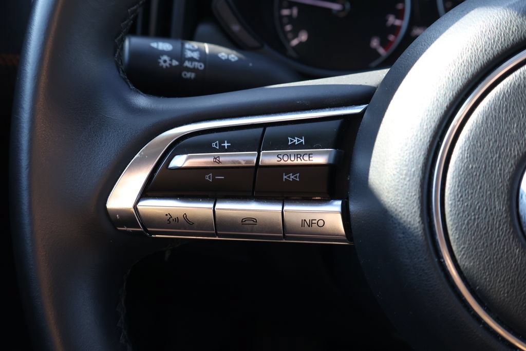 Used 2025 MAZDA CX-50 AWD 2.5 S w/ Premium Plus Pkg image 17
