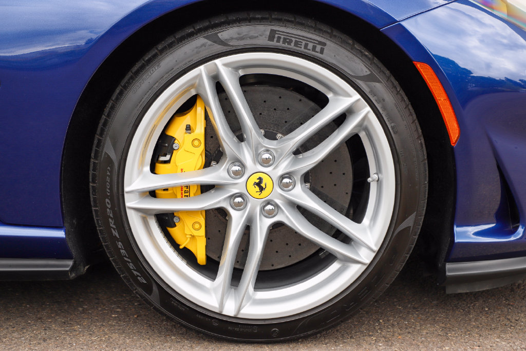 Used 2021 Ferrari 812 GTS RWD image 38