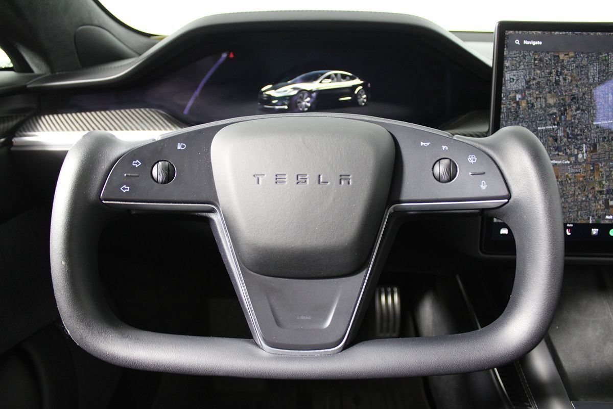 Used 2022 Tesla Model S Plaid AWD/4WD image 15