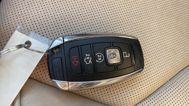 Used 2017 Lincoln MKC Reserve AWD/4WD image 20