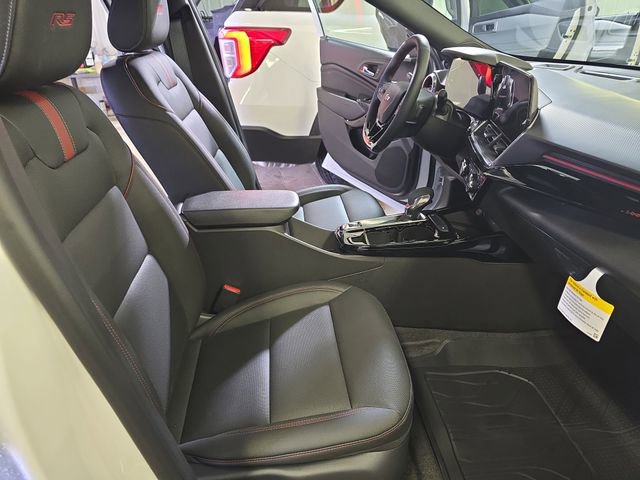 New 2026 Chevrolet Trax RS w/ Sunroof Package FWD image 11