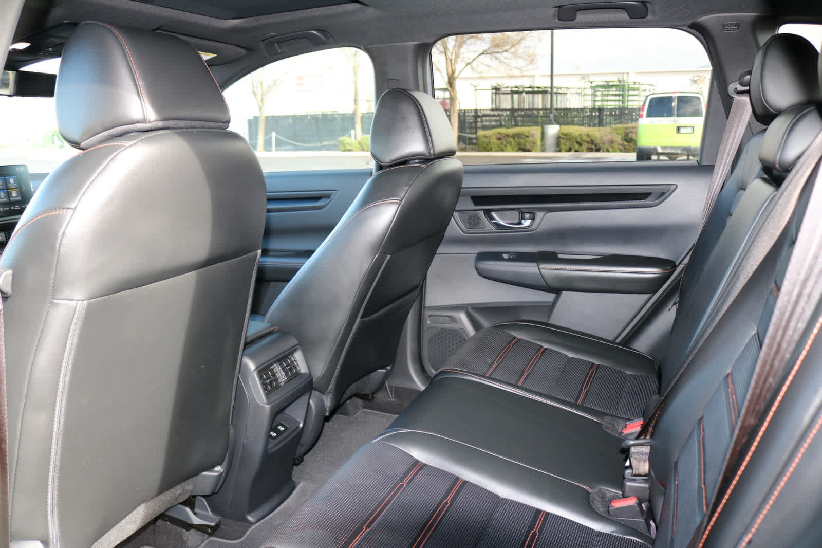 Used 2025 Honda CR-V Sport-L image 27