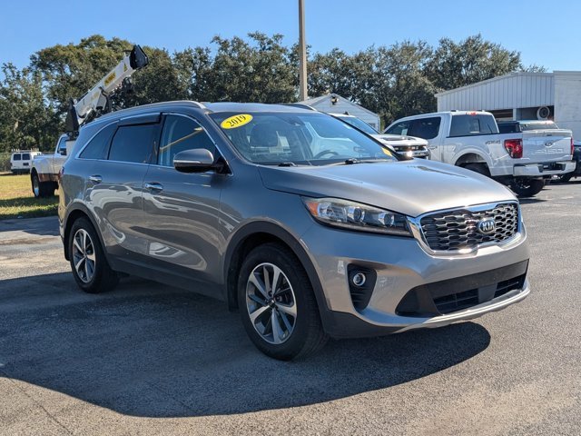 Used 2019 Kia Sorento EX image 3