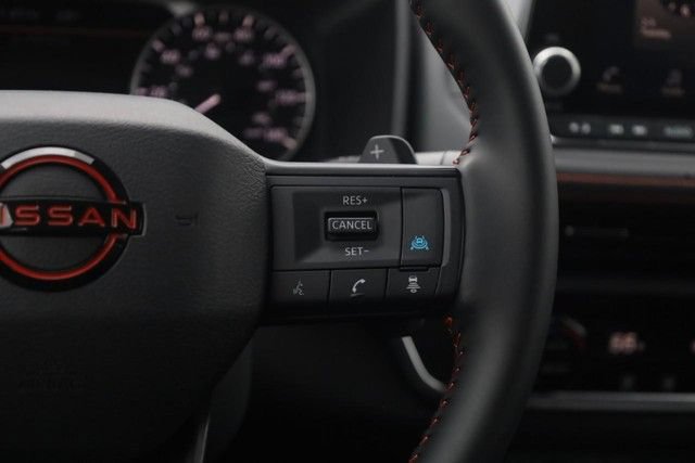 Certified 2025 Nissan Rogue SV AWD/4WD image 9