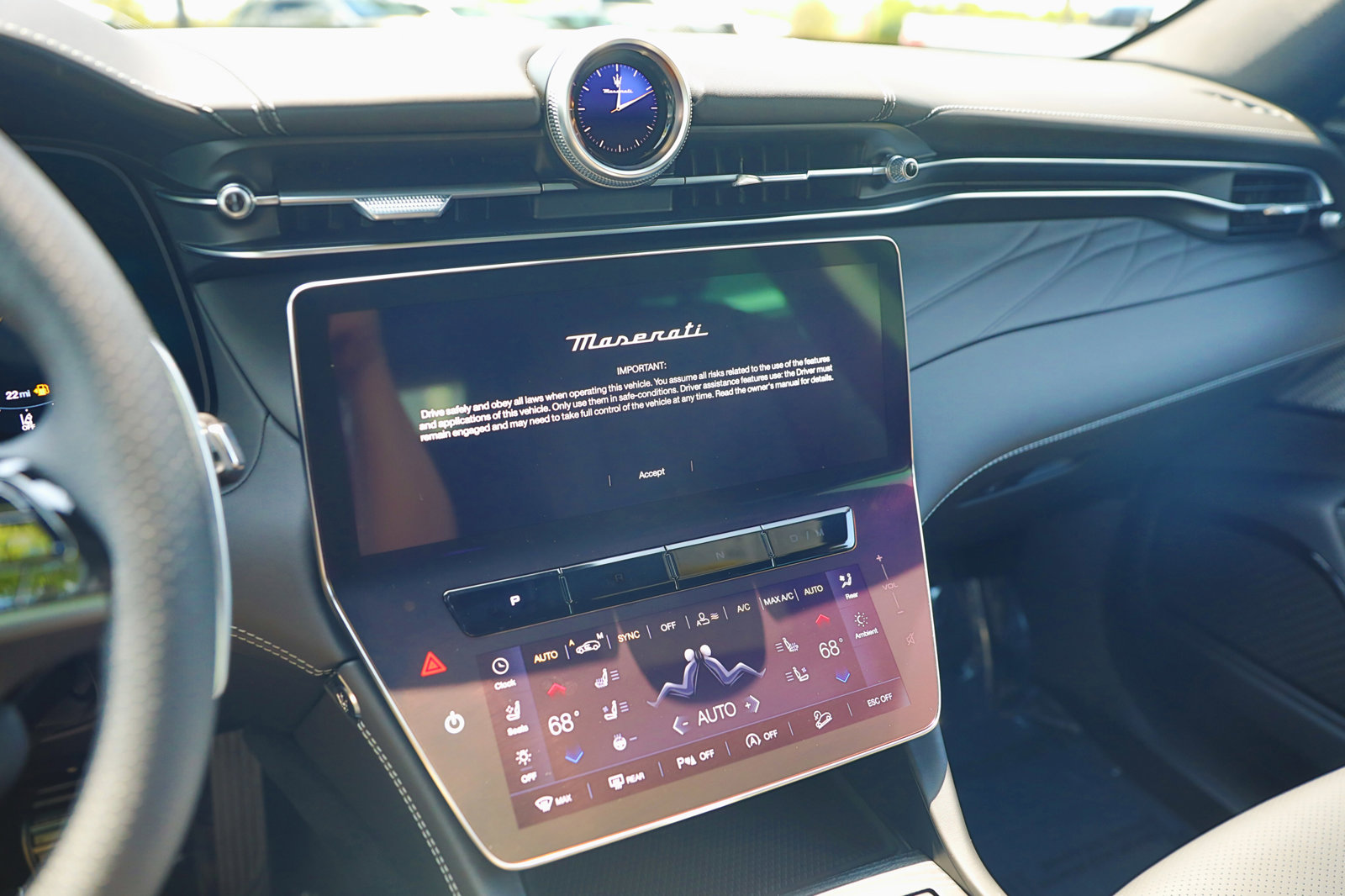 New 2024 Maserati Grecale GT image 25