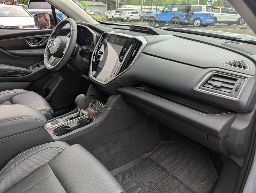 Used 2023 Subaru Ascent Touring AWD/4WD image 44