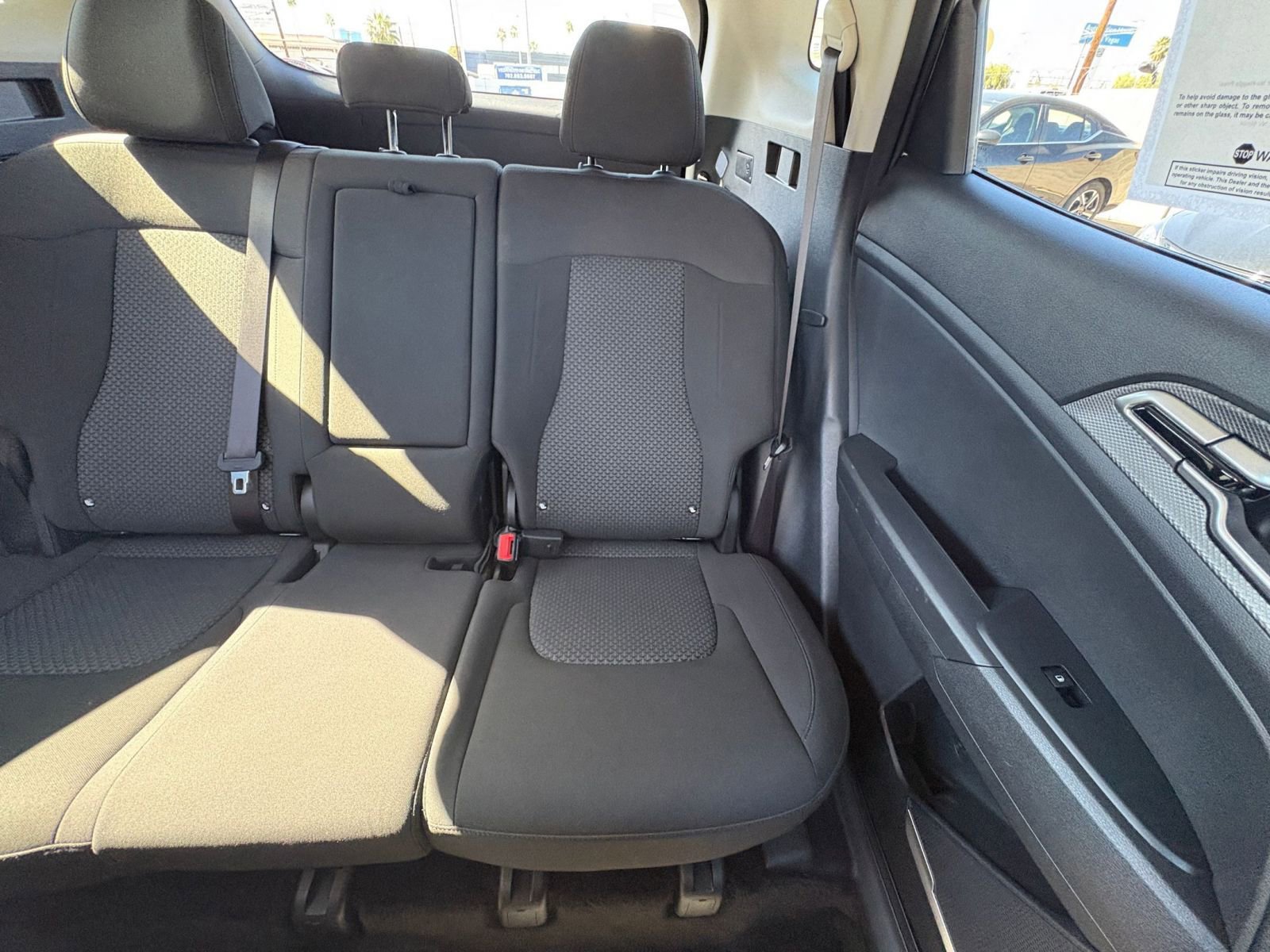 Used 2025 Kia Sportage LX image 36