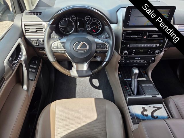 Used 2023 Lexus GX 460 Luxury w/ Accessory Package image 15