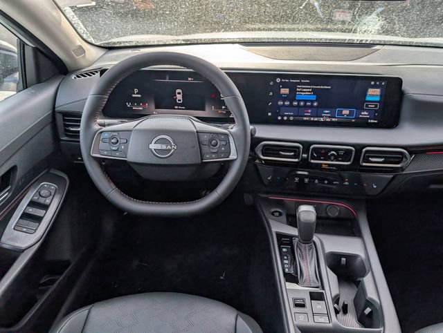 New 2026 Nissan Sentra SR w/ SR Premium Package FWD image 14