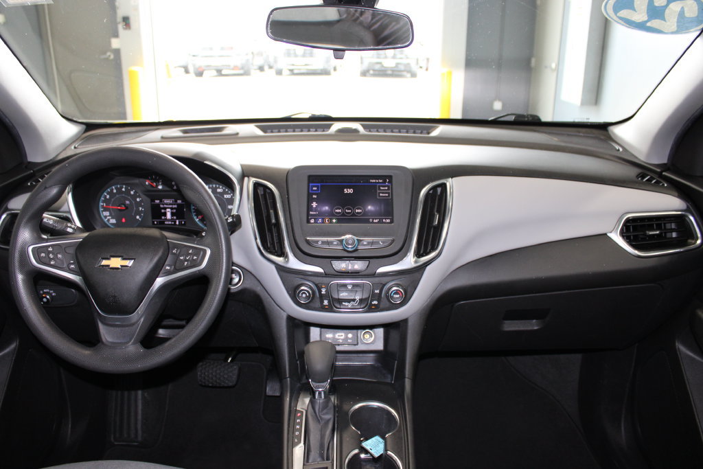 Used 2022 Chevrolet Equinox LS AWD/4WD image 13