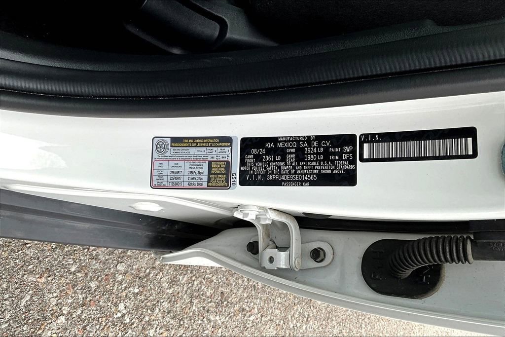 Certified 2025 Kia K4 EX image 17