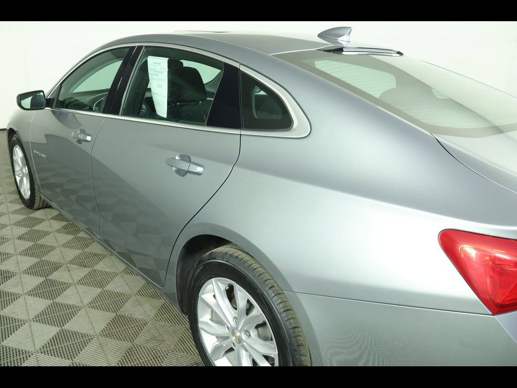 Used 2024 Chevrolet Malibu LT image 17