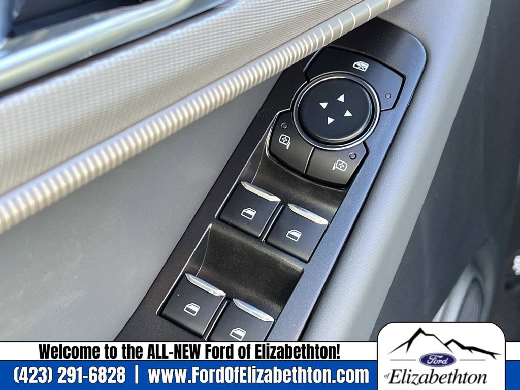 New 2026 Ford Explorer Active image 23