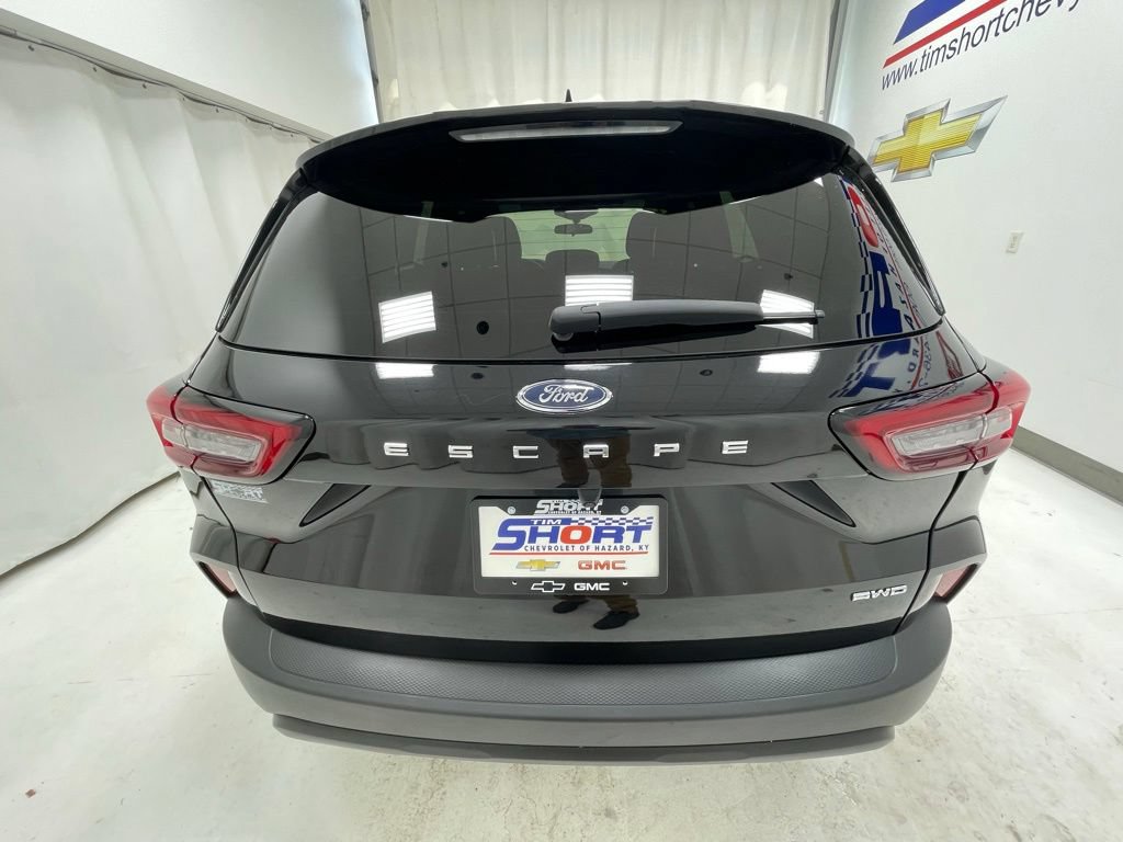 Used 2025 Ford Escape ST-Line AWD/4WD image 6