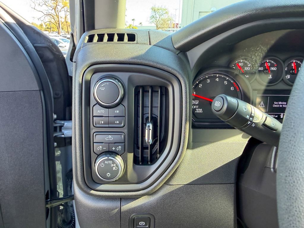 Used 2024 Chevrolet Silverado 1500 Custom Trail Boss w/ Turbomax Blackout Package image 25