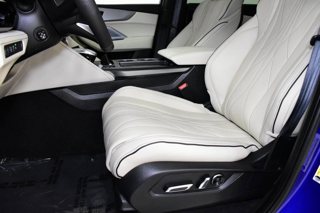 Used 2025 Acura MDX A-Spec image 13